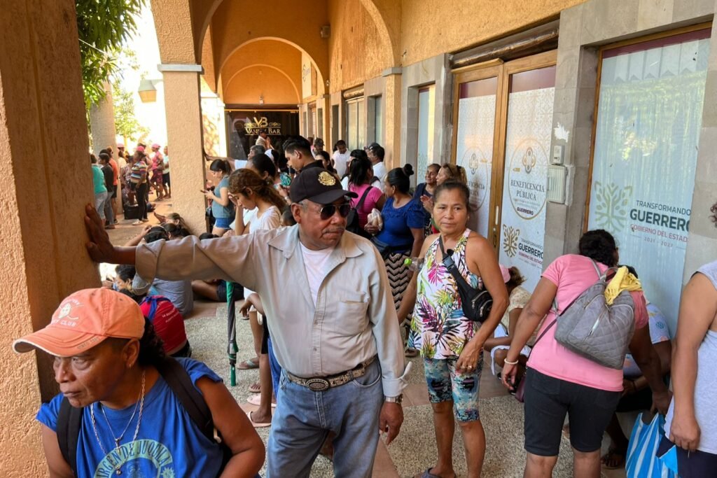 Prestadores De Servicios Tur Sticos De Puerto Marqu S Marchan Para